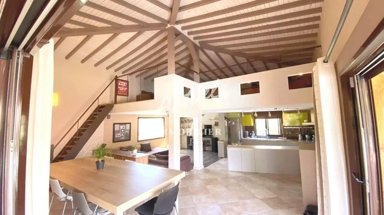 Ma-Cabane - Vente Maison La Roque-d'Anthéron, 1030 m²