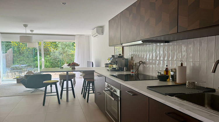 Ma-Cabane - Vente Maison LA ROQUE-D'ANTHERON, 63 m²