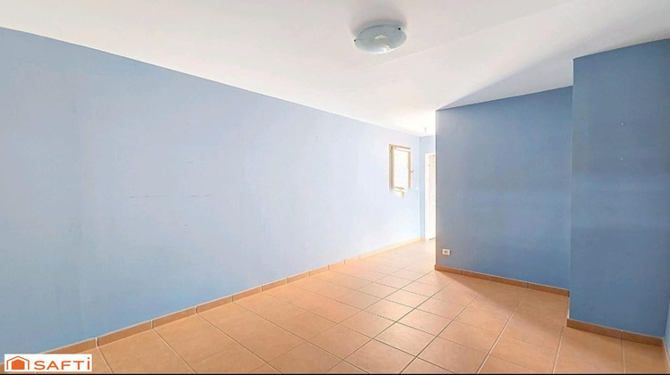 Ma-Cabane - Vente Maison La Roquebrussanne, 67 m²