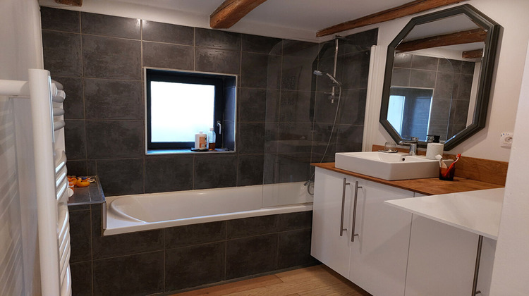 Ma-Cabane - Vente Maison LA SALVETAT-PEYRALES, 184 m²