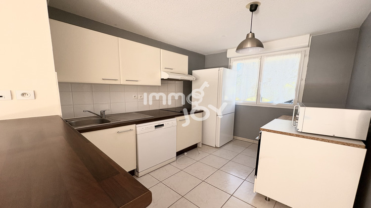 Ma-Cabane - Vente Maison La Salvetat-Saint-Gilles, 66 m²