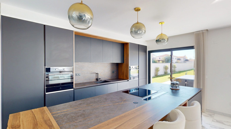 Ma-Cabane - Vente Maison La Salvetat-Saint-Gilles, 179 m²