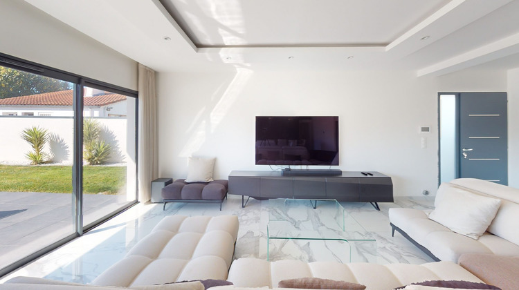 Ma-Cabane - Vente Maison La Salvetat-Saint-Gilles, 179 m²