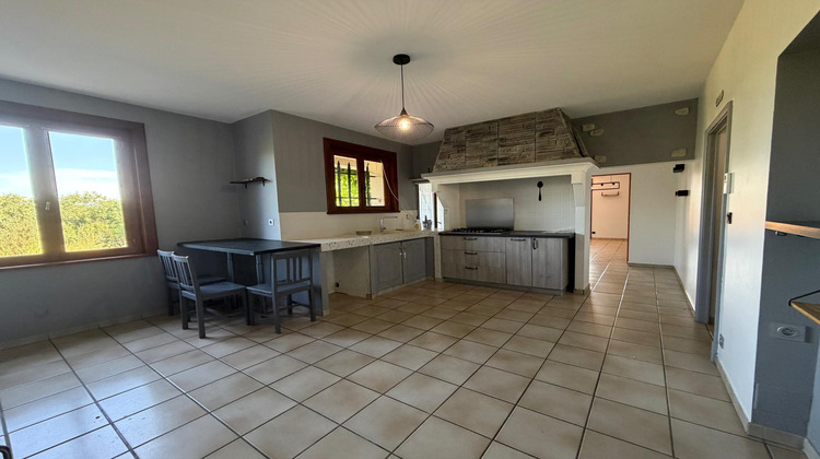 Ma-Cabane - Vente Maison La Sauvetat-sur-Lede, 220 m²