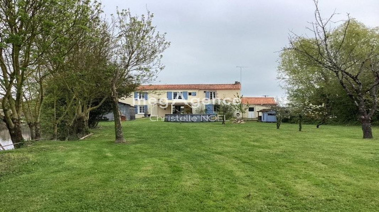 Ma-Cabane - Vente Maison LA TAILLEE, 205 m²