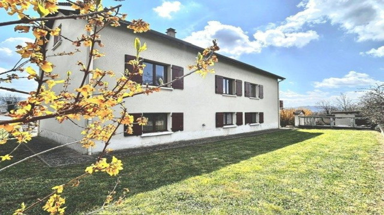Ma-Cabane - Vente Maison La Talaudière, 211 m²