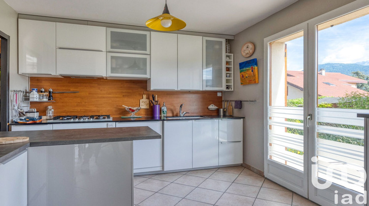 Ma-Cabane - Vente Maison La Terrasse, 99 m²