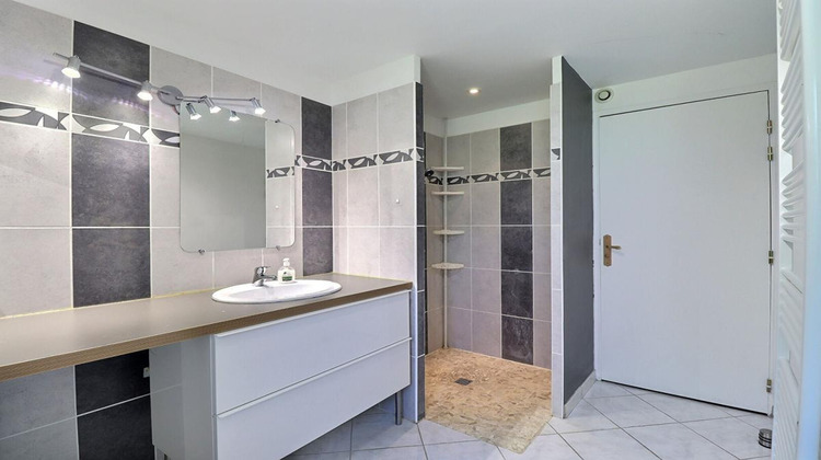 Ma-Cabane - Vente Maison LA TERRASSE, 312 m²