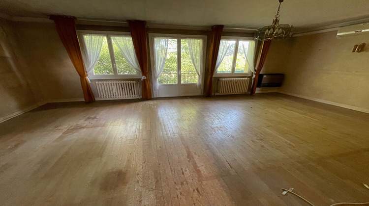 Ma-Cabane - Vente Maison LA TOUR-DE-SALVAGNY, 86 m²