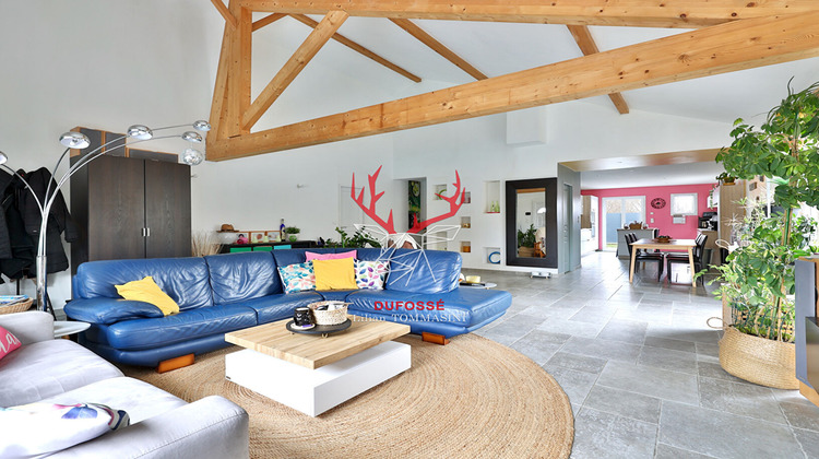 Ma-Cabane - Vente Maison LA TOUR-DE-SALVAGNY, 162 m²