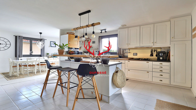 Ma-Cabane - Vente Maison LA TOUR-DE-SALVAGNY, 180 m²