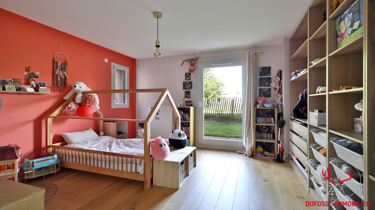 Ma-Cabane - Vente Maison LA TOUR-DE-SALVAGNY, 143 m²