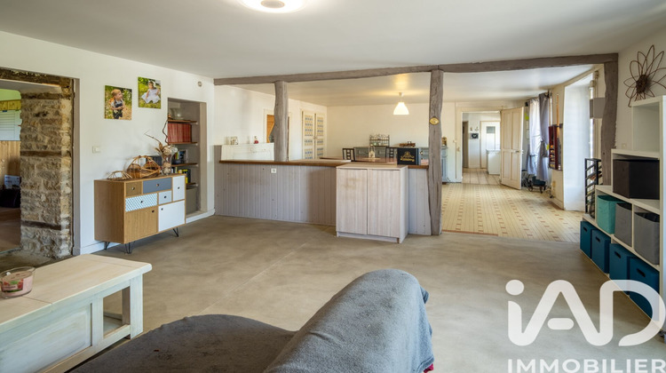 Ma-Cabane - Vente Maison La Tour-de-Sçay, 156 m²