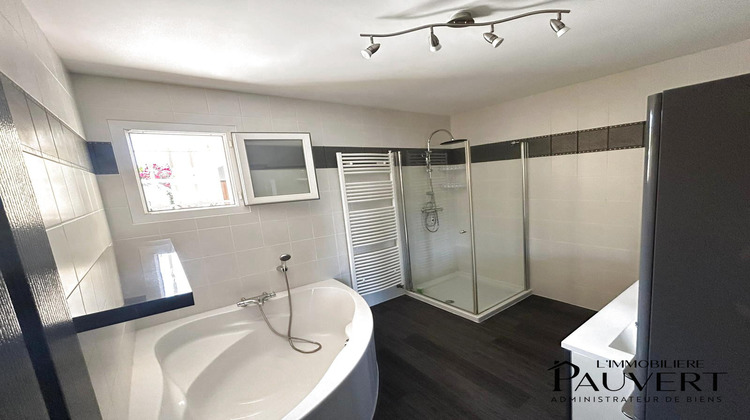 Ma-Cabane - Vente Maison La Tour-du-Crieu, 120 m²