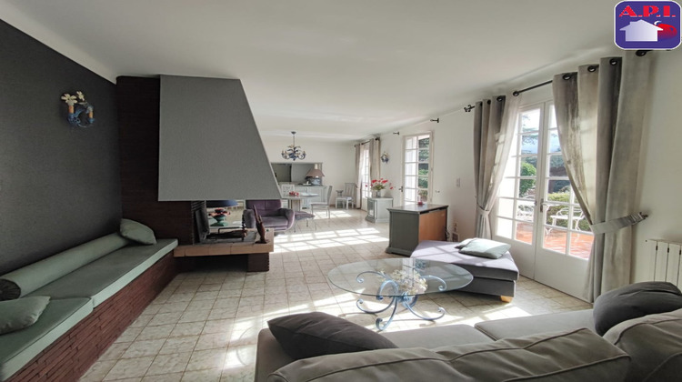 Ma-Cabane - Vente Maison LA TOUR DU CRIEU, 171 m²