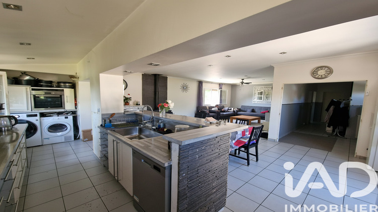 Ma-Cabane - Vente Maison La Tour-du-Crieu, 150 m²