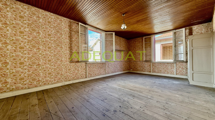 Ma-Cabane - Vente Maison La Tour-du-Pin, 73 m²