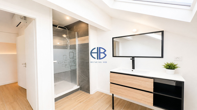 Ma-Cabane - Vente Maison LA TOUR-DU-PIN, 90 m²