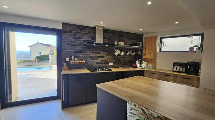 Ma-Cabane - Vente Maison La Tour-en-Jarez, 147 m²