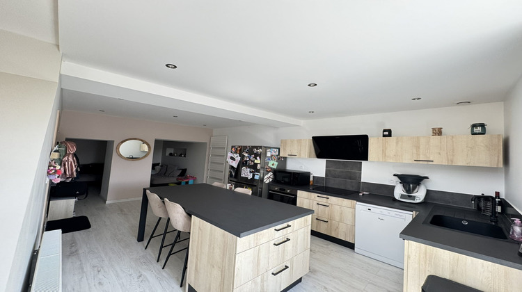 Ma-Cabane - Vente Maison La Tour-en-Jarez, 83 m²