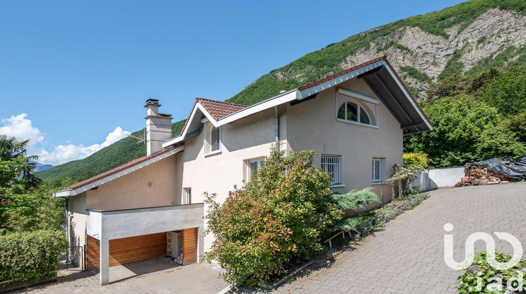 Ma-Cabane - Vente Maison La Tronche, 222 m²