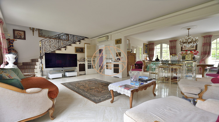 Ma-Cabane - Vente Maison La varenne saint hilaire, 147 m²