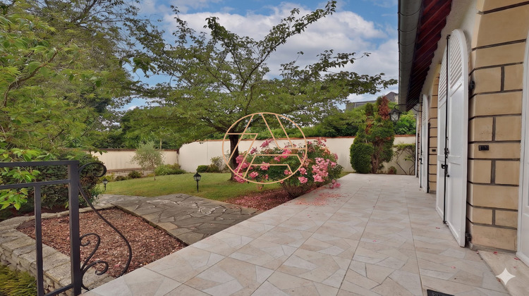 Ma-Cabane - Vente Maison La varenne saint hilaire, 147 m²