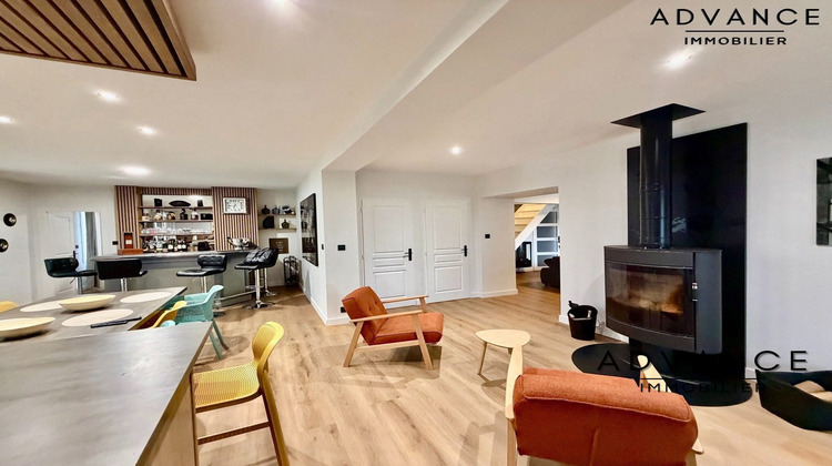 Ma-Cabane - Vente Maison La Ville-Dieu-du-Temple, 200 m²