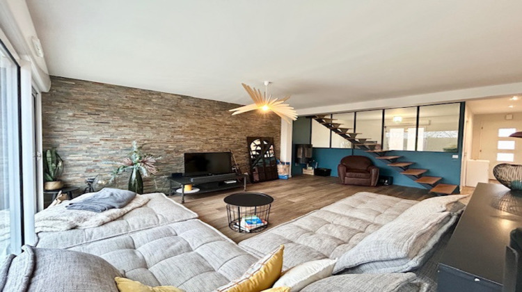 Ma-Cabane - Vente Maison La Ville-du-Bois, 167 m²