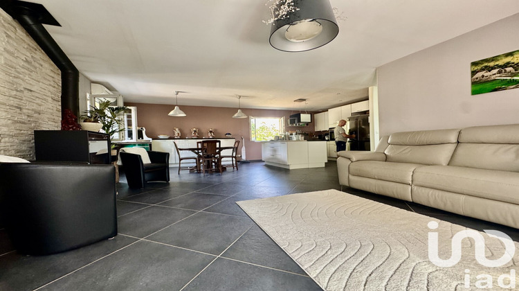 Ma-Cabane - Vente Maison La Ville-du-Bois, 158 m²