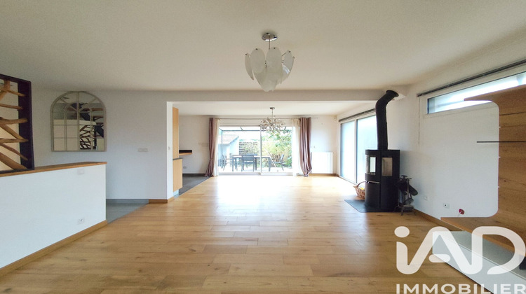 Ma-Cabane - Vente Maison La Ville-du-Bois, 189 m²