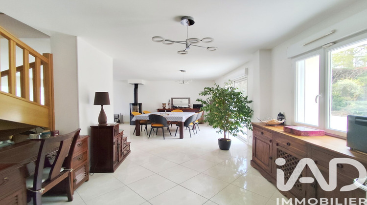 Ma-Cabane - Vente Maison La Ville-du-Bois, 172 m²