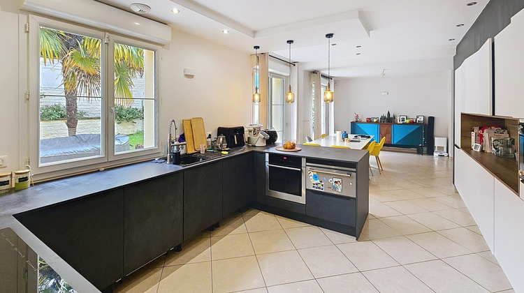Ma-Cabane - Vente Maison La Ville-du-Bois, 185 m²