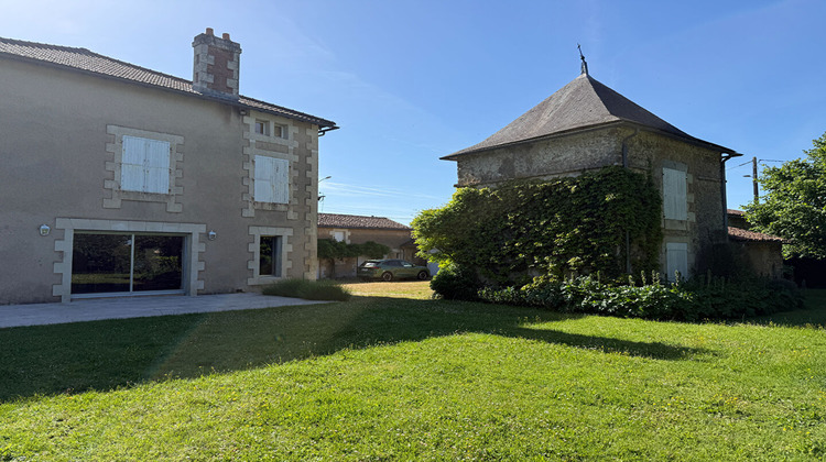 Ma-Cabane - Vente Maison LA VILLEDIEU-DU-CLAIN, 337 m²