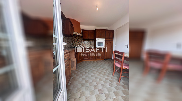 Ma-Cabane - Vente Maison La Villedieu-du-Clain, 111 m²