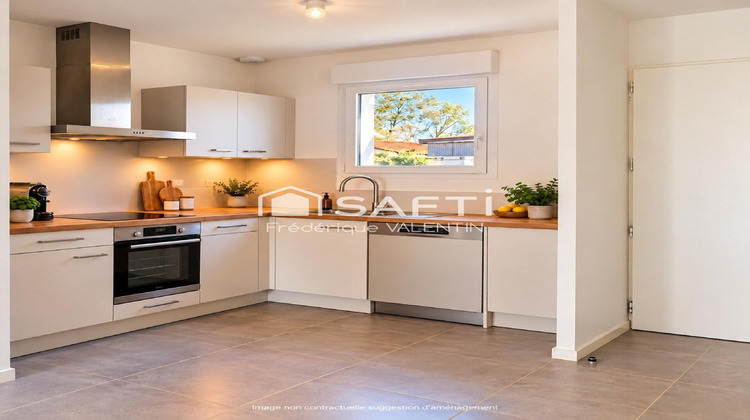 Ma-Cabane - Vente Maison Labastide-Saint-Sernin, 65 m²