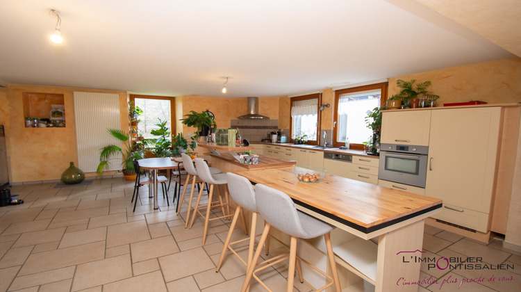 Ma-Cabane - Vente Maison Labergement-Sainte-Marie, 335 m²