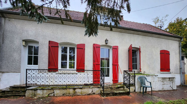 Ma-Cabane - Vente Maison LACHAPELLE-SAINT-PIERRE, 106 m²