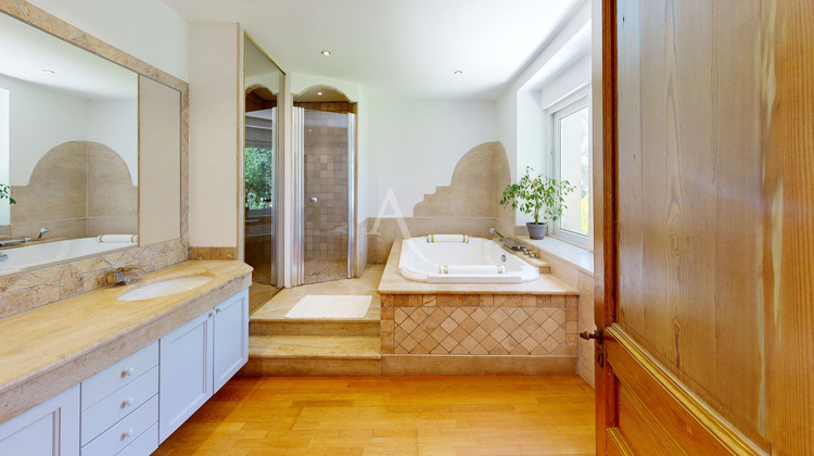 Ma-Cabane - Vente Maison LADERN-SUR-LAUQUET, 202 m²