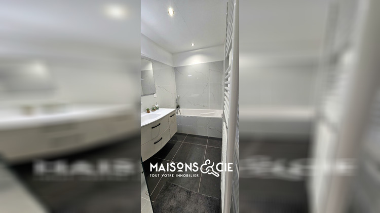 Ma-Cabane - Vente Maison LAGNIEU, 104 m²