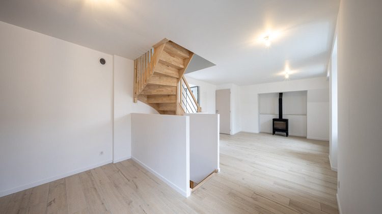 Ma-Cabane - Vente Maison LAGUIOLE, 80 m²
