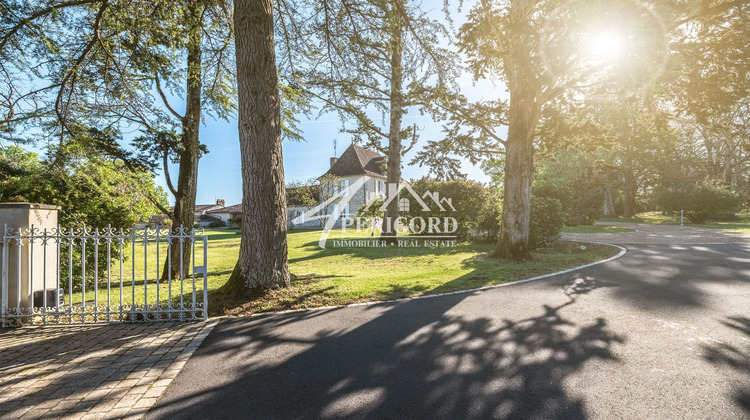 Ma-Cabane - Vente Maison Lalinde, 350 m²