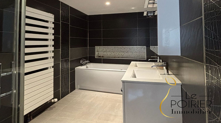 Ma-Cabane - Vente Maison LAMBALLE, 196 m²