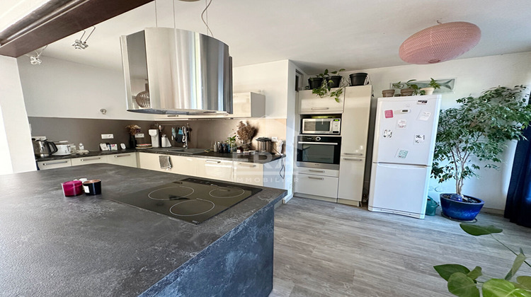 Ma-Cabane - Vente Maison LAMBESC, 101 m²