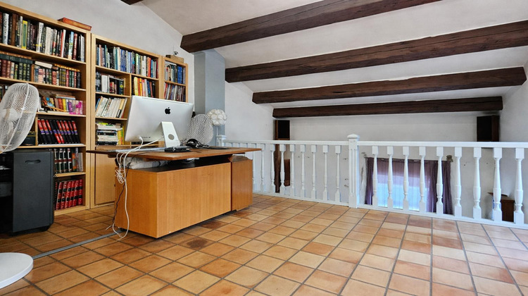 Ma-Cabane - Vente Maison LAMBESC, 245 m²