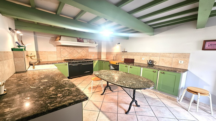 Ma-Cabane - Vente Maison LAMBESC, 320 m²