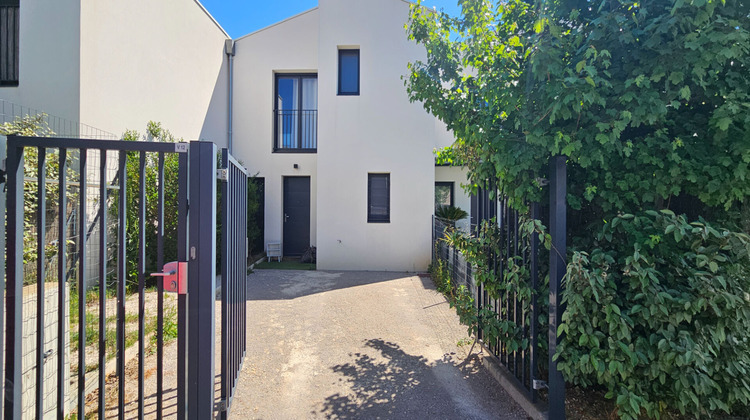 Ma-Cabane - Vente Maison LAMBESC, 66 m²
