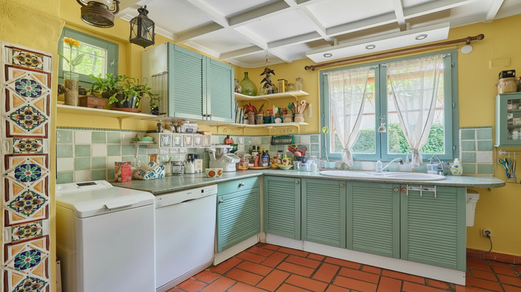 Ma-Cabane - Vente Maison LAMBESC, 194 m²