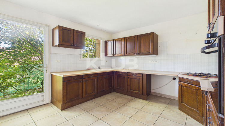 Ma-Cabane - Vente Maison LAMBESC, 93 m²
