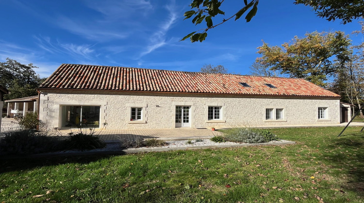 Ma-Cabane - Vente Maison Lamonzie-Montastruc, 261 m²